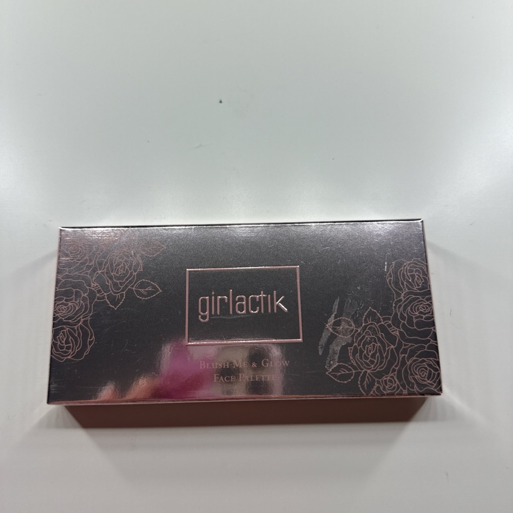 Girlactik Blush & Glow Face Palette